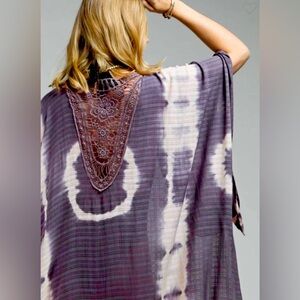 Macchia di Ruggine Tie Dye Kimono With Crochet Accent